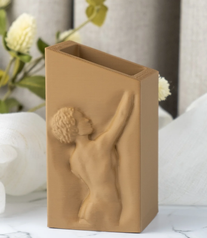 Vaza Elysian cu Basorelief – Decor Artistic Atemporal Inspirat din Lumea Clasica | Imprimare 3D Premium